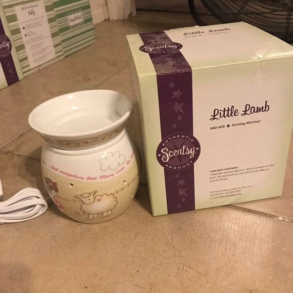 Scentsy Other - Scentsy Little Lamb Warmer